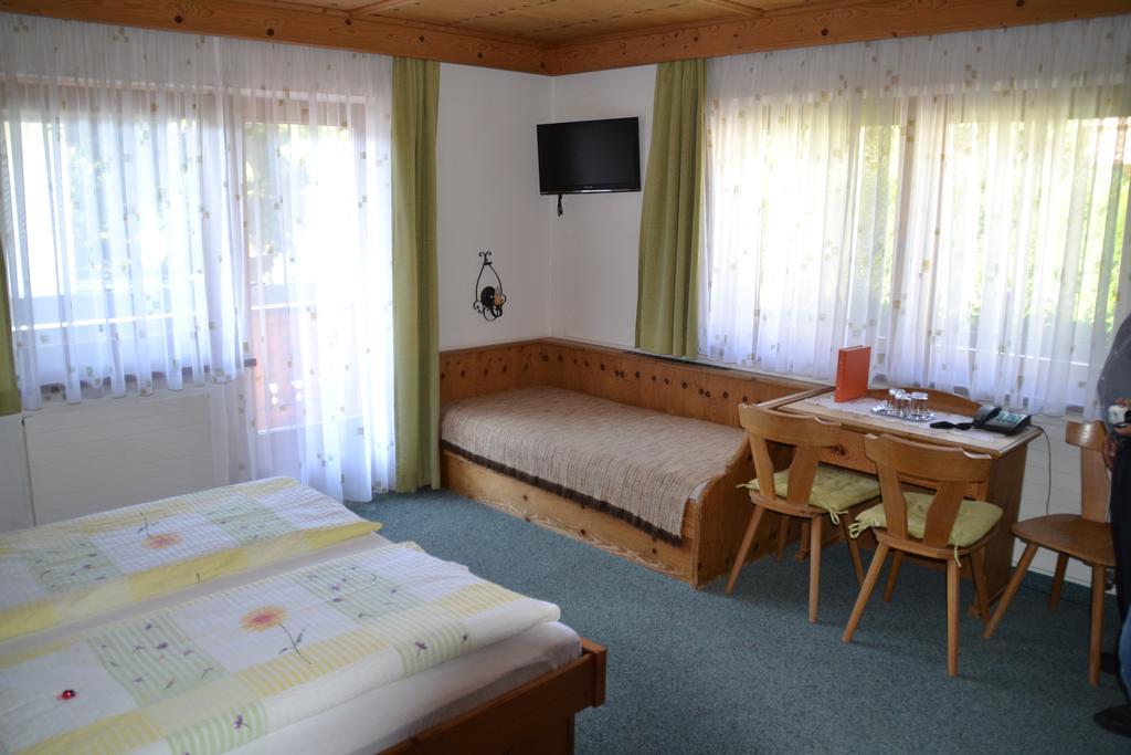 Gaestehaus Christoph Ried im Zillertal Bagian luar foto