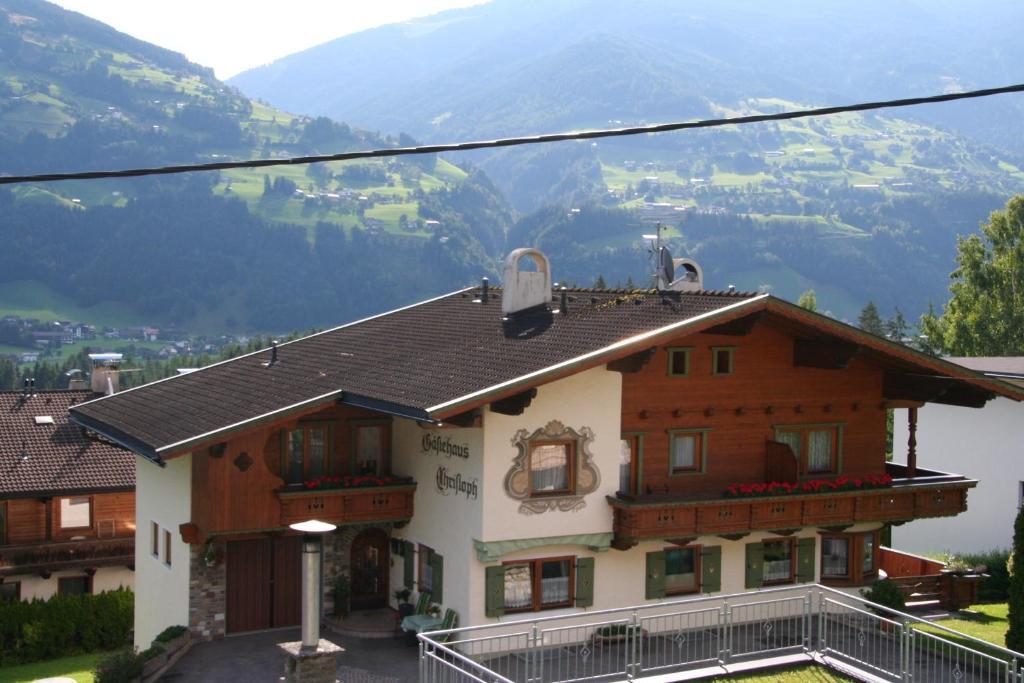 Gaestehaus Christoph Ried im Zillertal Bagian luar foto