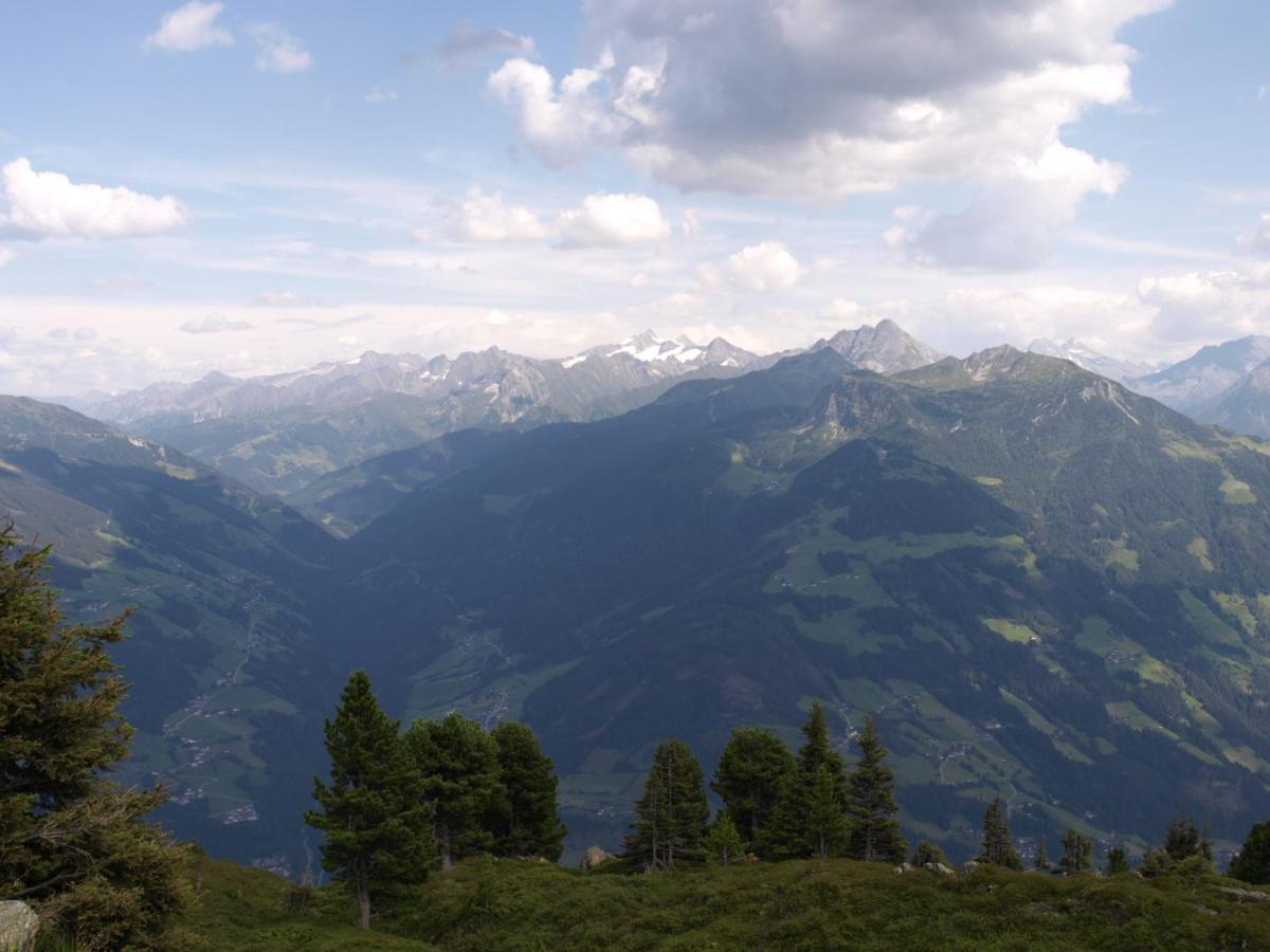 Gaestehaus Christoph Ried im Zillertal Bagian luar foto